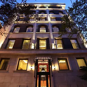 The Fox Otel